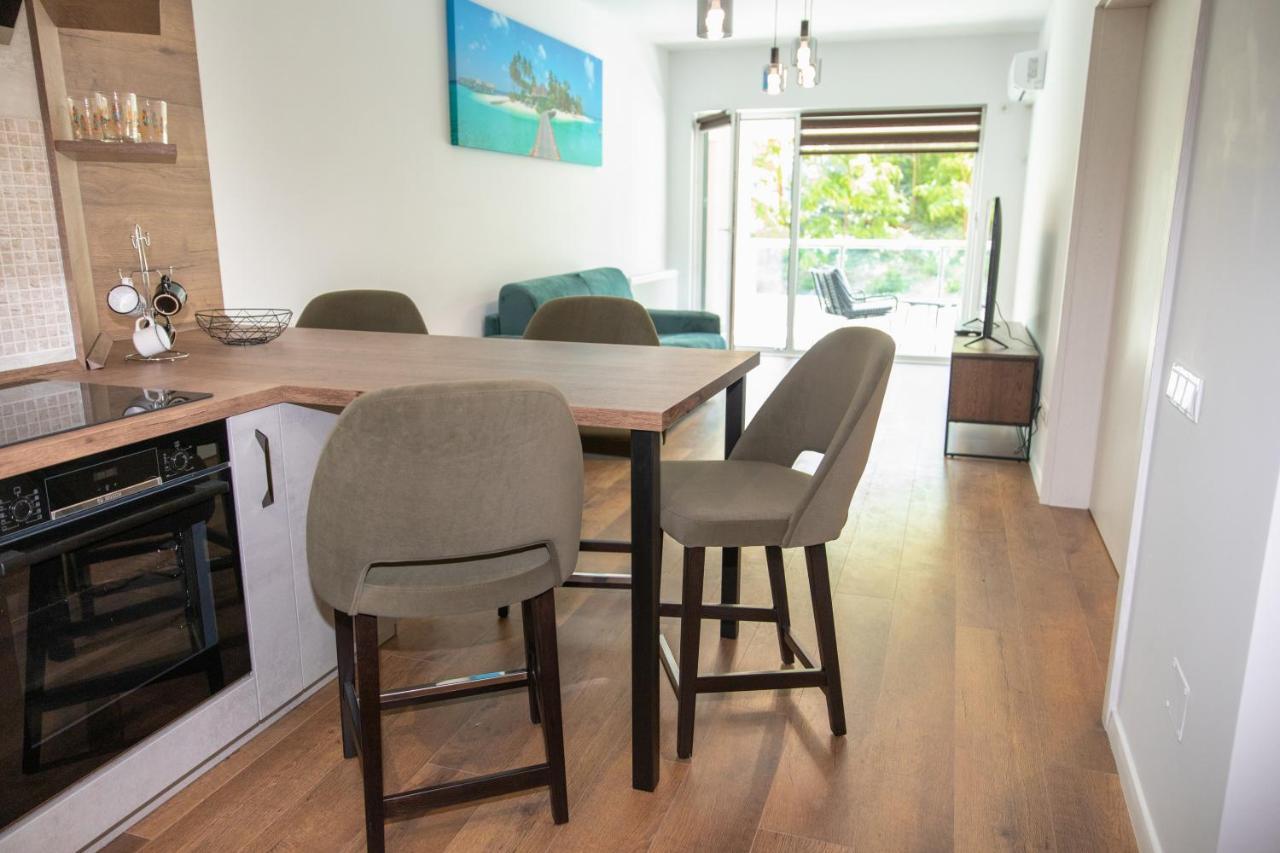 Bg Luximmo Apartments คลูจ-นาโปกา ภายนอก รูปภาพ