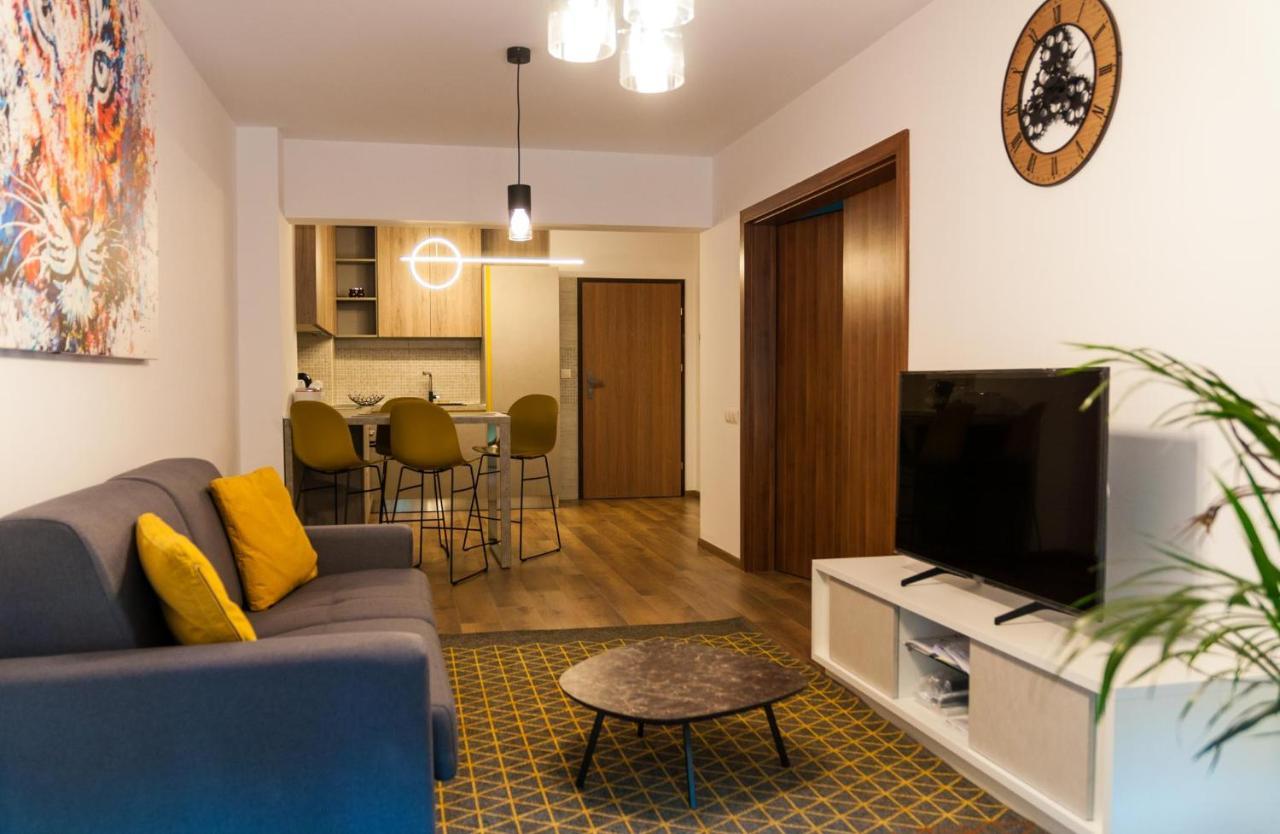 Bg Luximmo Apartments คลูจ-นาโปกา ภายนอก รูปภาพ
