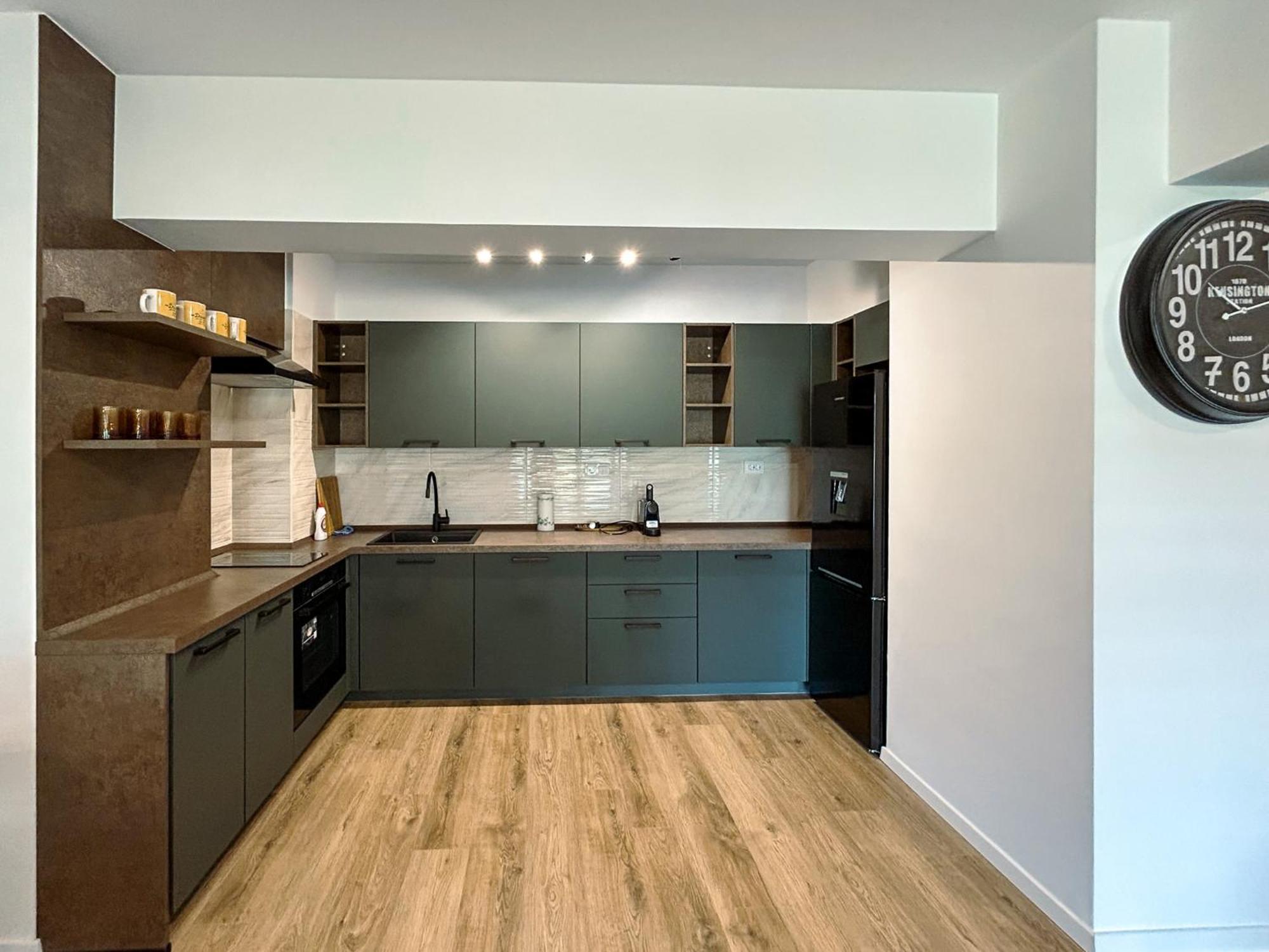 Bg Luximmo Apartments คลูจ-นาโปกา ภายนอก รูปภาพ